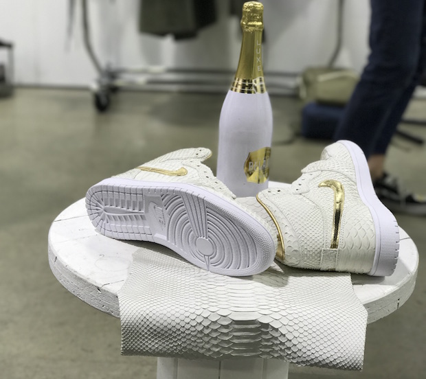 shoe-surgeon-custom-sneakers-at-complexcon-2